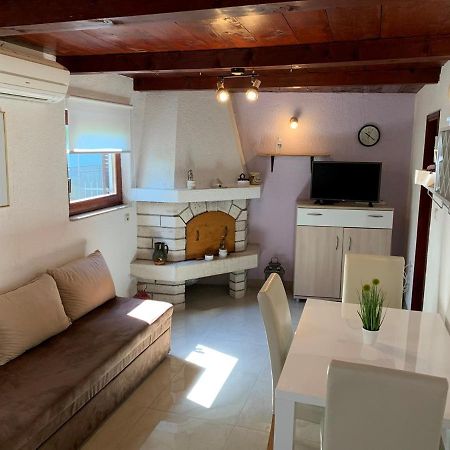 Holiday Home Dorina Πούλα Εξωτερικό φωτογραφία